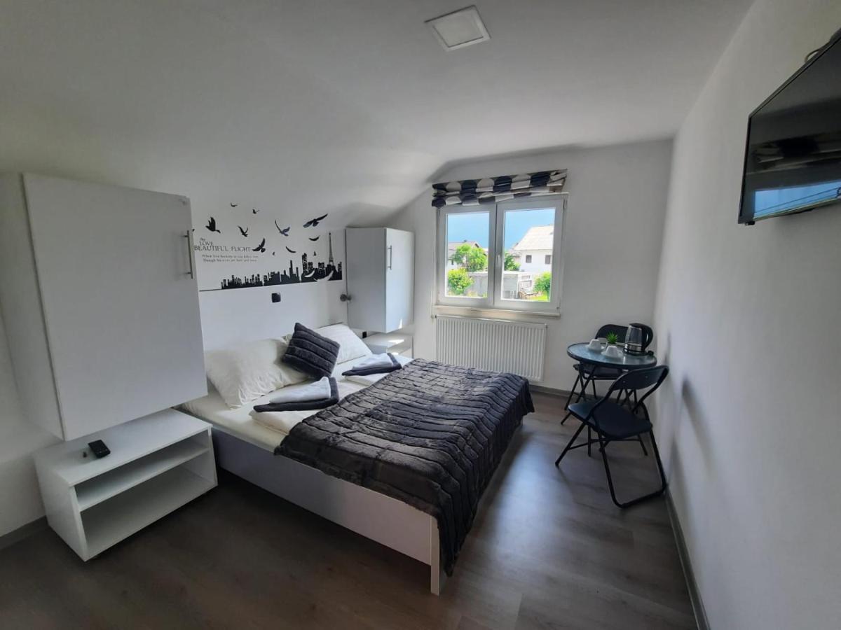 Filip Hotel Korenica Luaran gambar